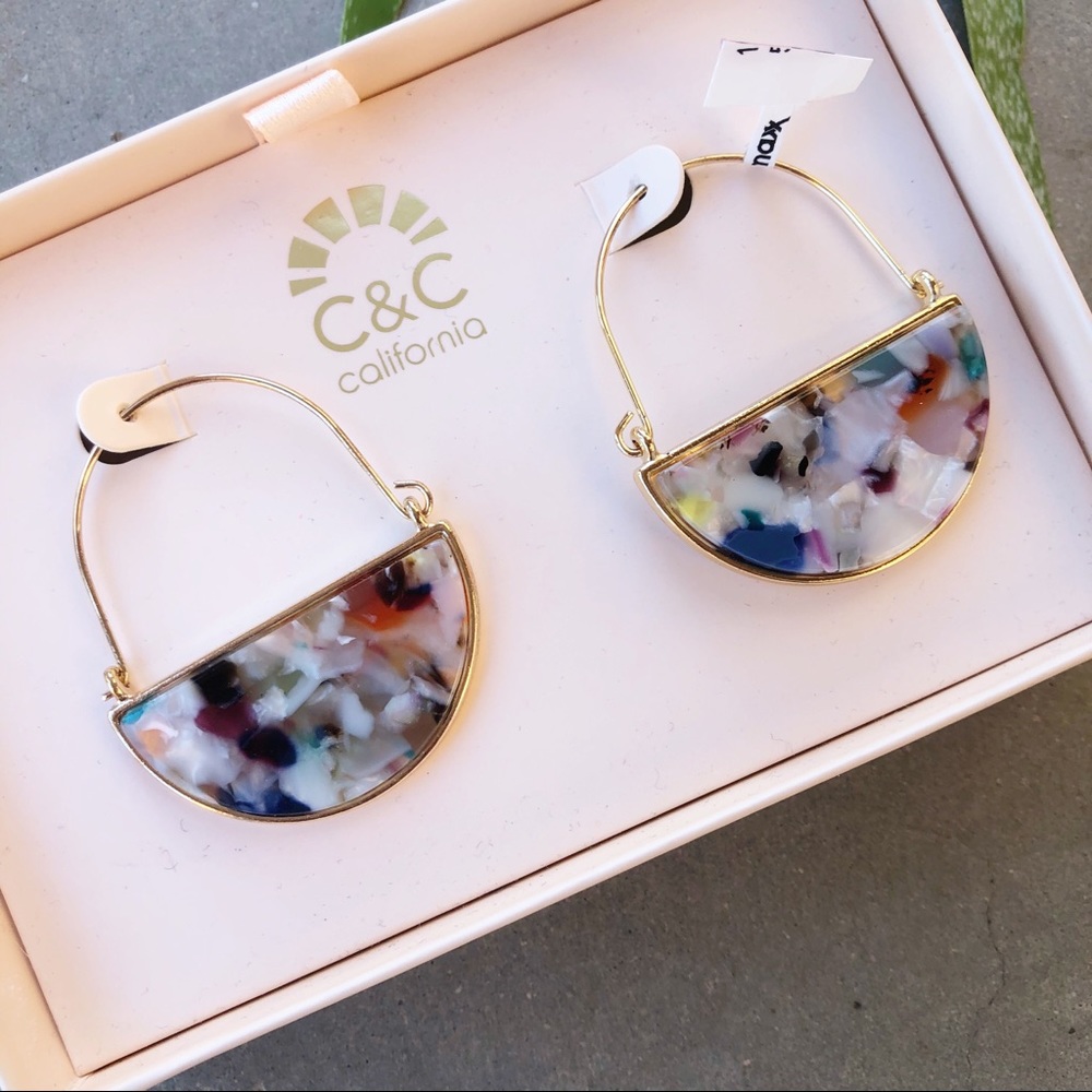 C&C CALIFORNIA ✨NWT✨ Multicolor Acrylic Earrings - Picture 5 of 6